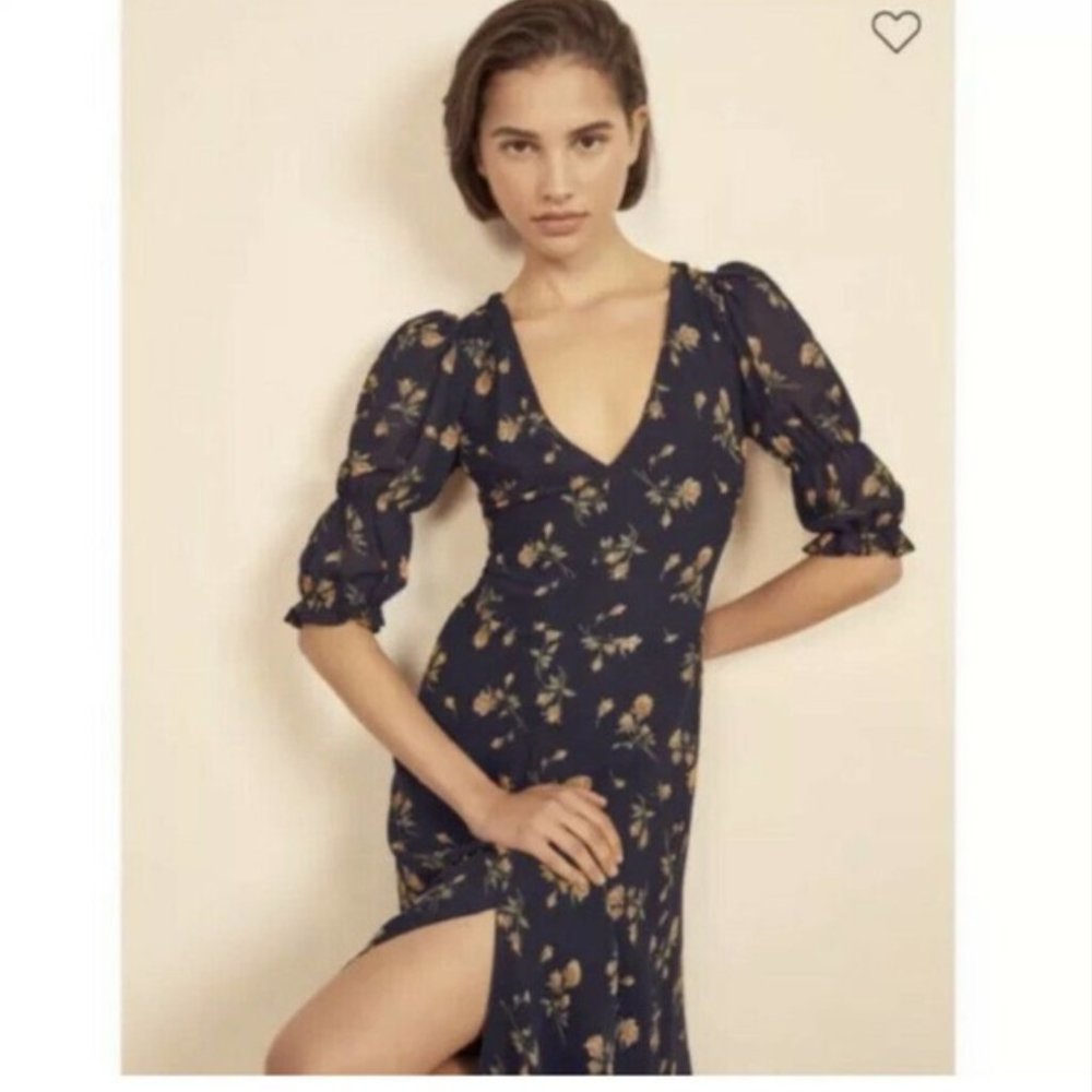REFORMATION NWOT Blue Floral Larchmont Vneck Half Sleeve Midi Dress 6